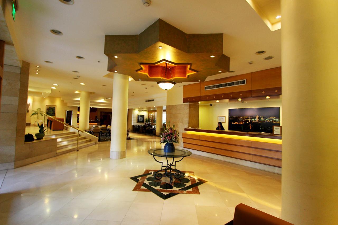 Ambassador Hotel Yerusalem Bagian luar foto