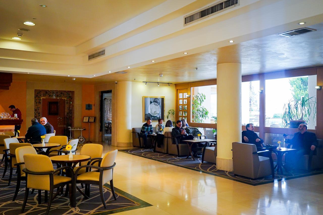 Ambassador Hotel Yerusalem Bagian luar foto