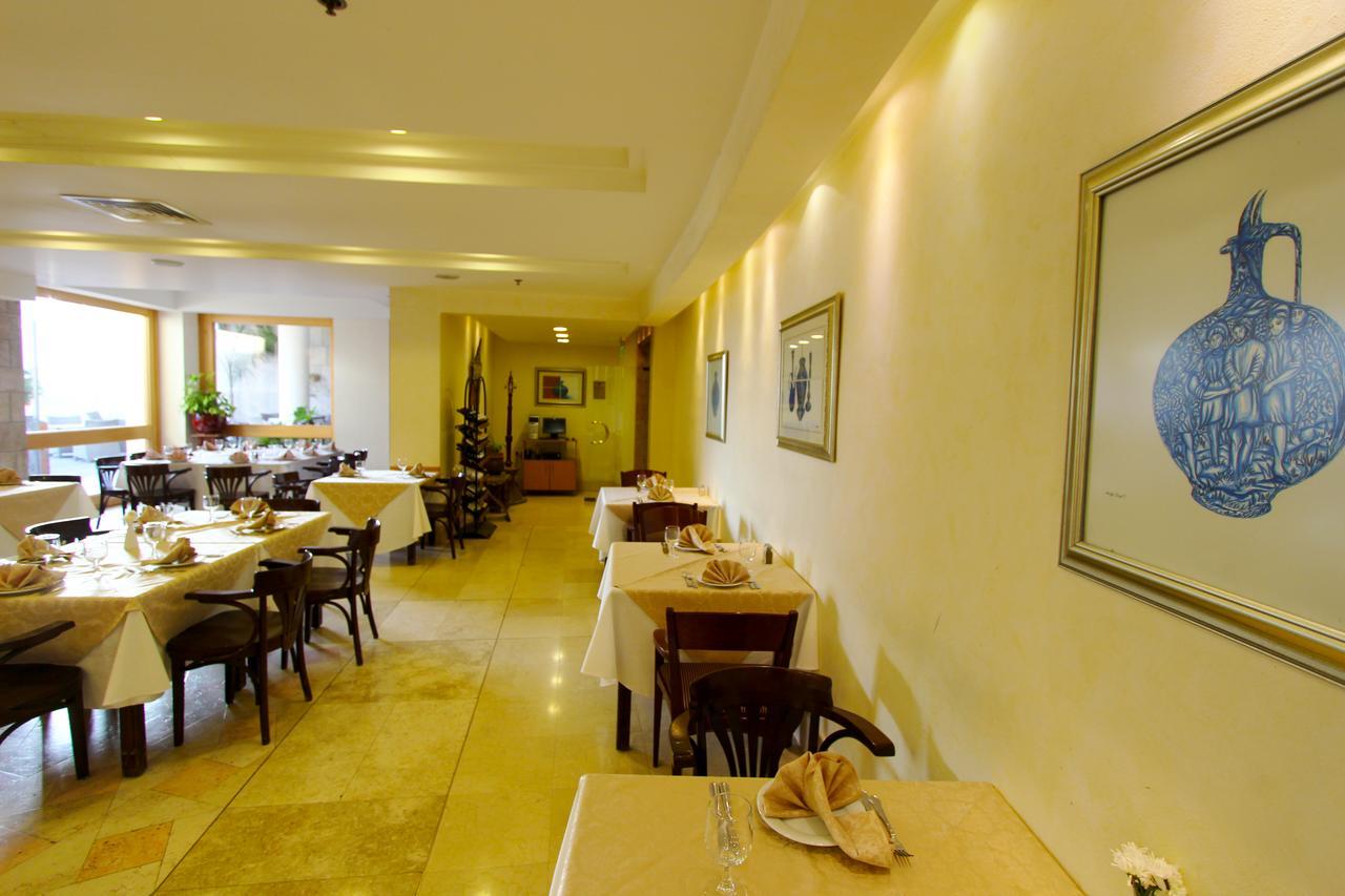 Ambassador Hotel Yerusalem Bagian luar foto