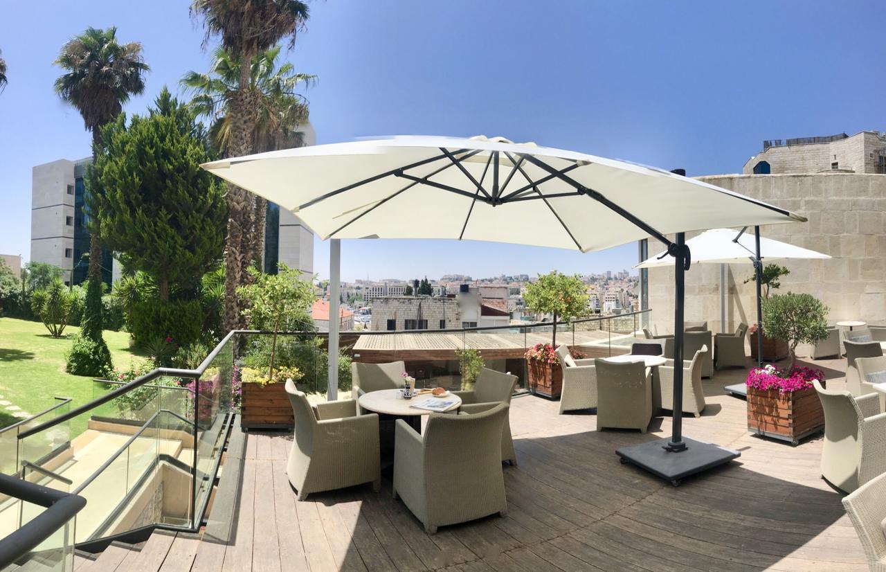 Ambassador Hotel Yerusalem Bagian luar foto